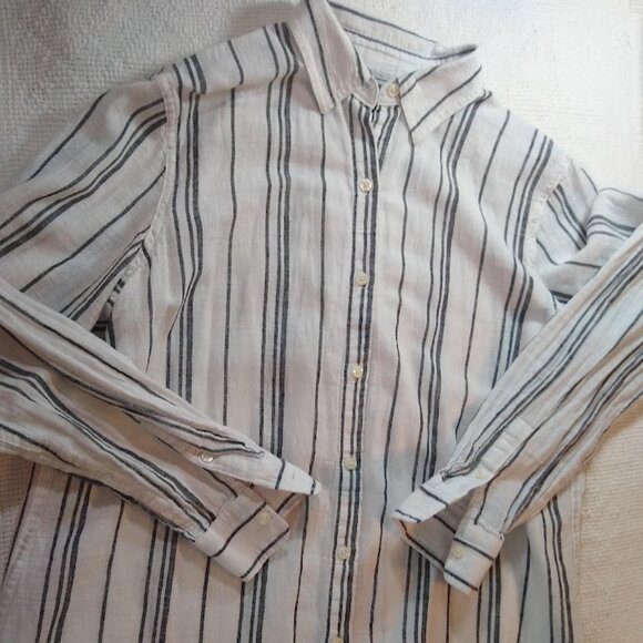 Chaps  L/G  women's  long sleeve button down  white w-black stripes - Picture 1 of 12